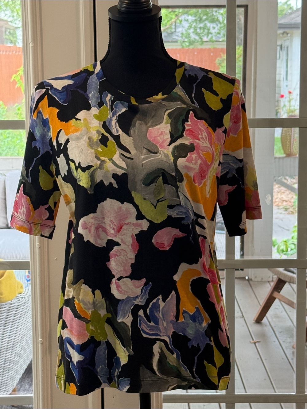Floral Mixed-Color Short Sleeve Women's Top